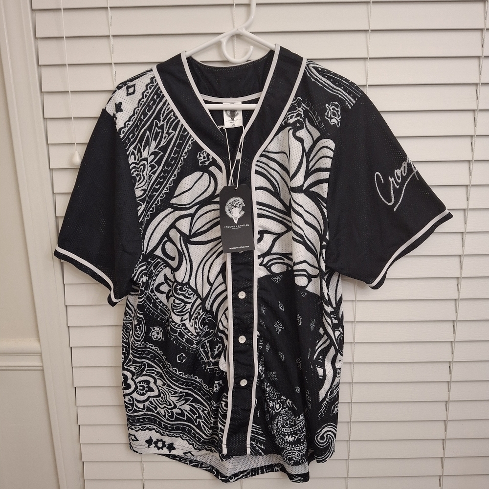 Crooks and Castles button up shirt  .Size -L color - black